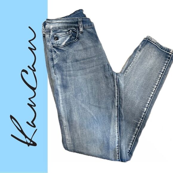 KanCan Women’s Estilo Mid-Rise Jeans - Size 11/29 - Picture 2 of 3
